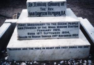Wana Hepburns grave
